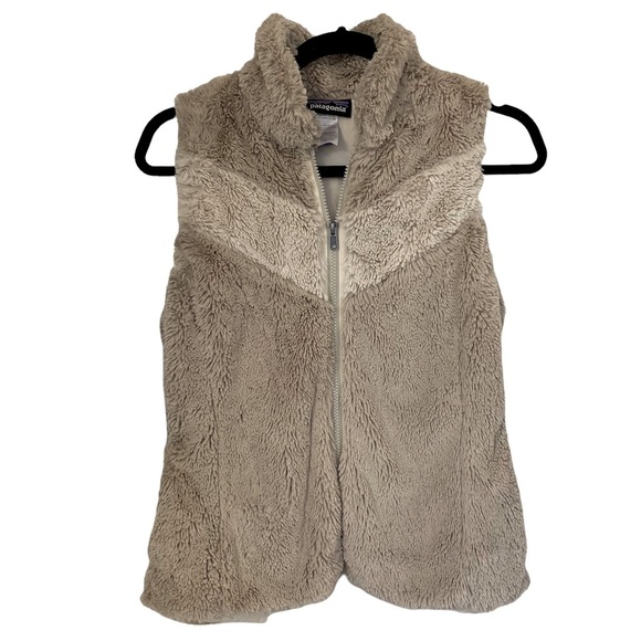 Patagonia Jackets & Blazers - Patagonia Women Vest Pelage S Full Zip High Pile fuzzy full zip Small